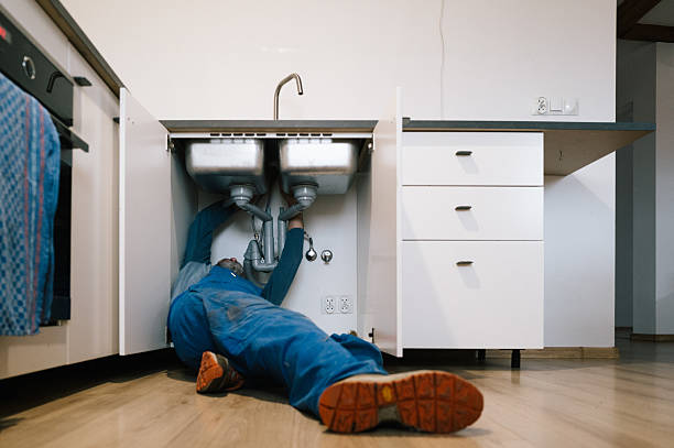 Professional Pipe Repair technician working in North Bay, NY
